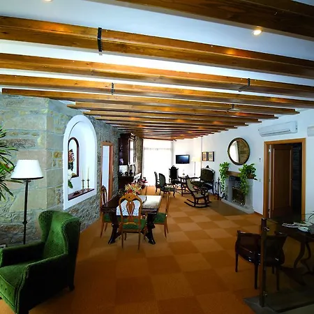 Hotel De Segarra Palouet