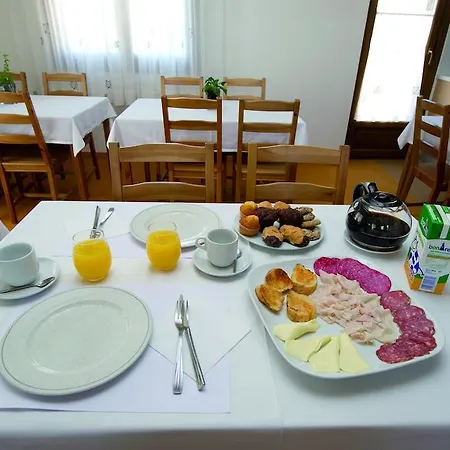 Hotel De Segarra Palouet