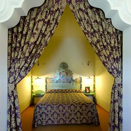 Hotel De Segarra *