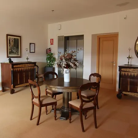 De Segarra Hotel *
